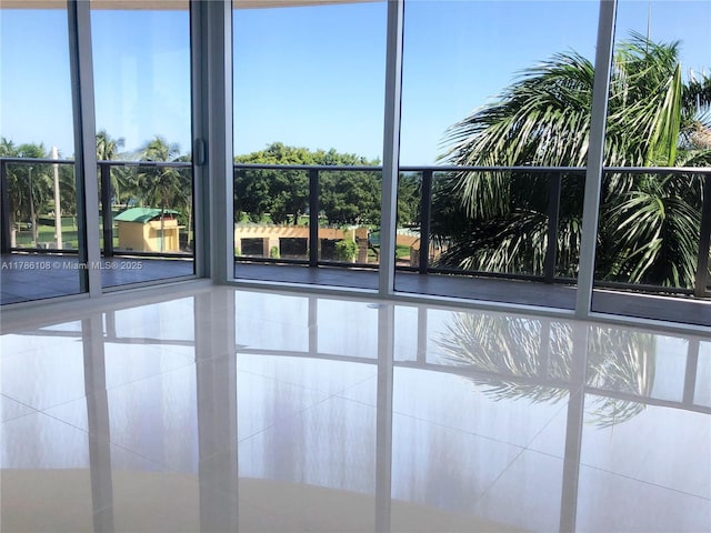 488 NE 18th St Unit 215, Miami, FL 33132 - view of unfurnished room