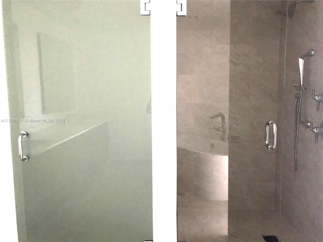 488 NE 18th St Unit 215, Miami, FL 33132 - full bathroom featuring a stall shower