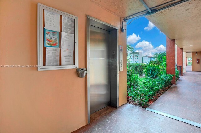 9281 Sunrise Lakes Blvd Unit 306, Sunrise, FL 33322 - entrance to property with elevator