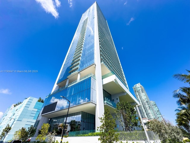 700 NE 26th Ter Unit Th-403, Miami, FL 33137 - view of building exterior