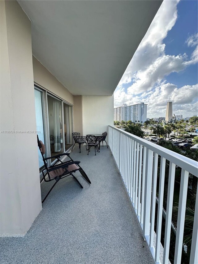 300 Bayview Dr Unit 315, Sunny Isles Beach, FL 33160 - balcony featuring a view of city