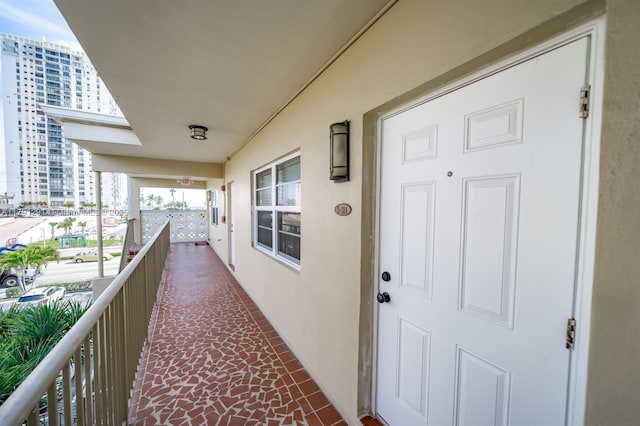 2600 S Ocean Dr Unit S314, Hollywood, FL 33019 - balcony featuring a porch and a city view