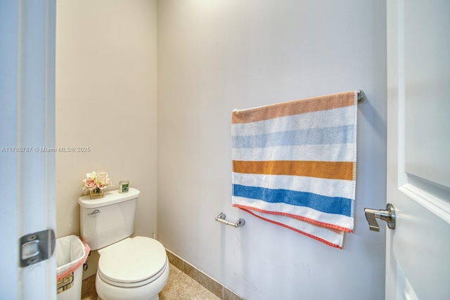 bathroom featuring toilet