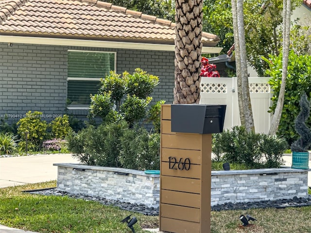 exterior details with fence