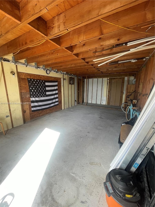 17501 NW 85th Ave, Hialeah, FL 33015 - view of garage