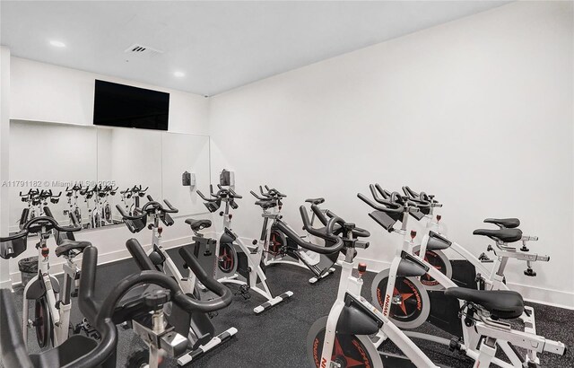1900 N Bayshore Dr Unit 2816, Miami, FL 33132 - workout area featuring recessed lighting