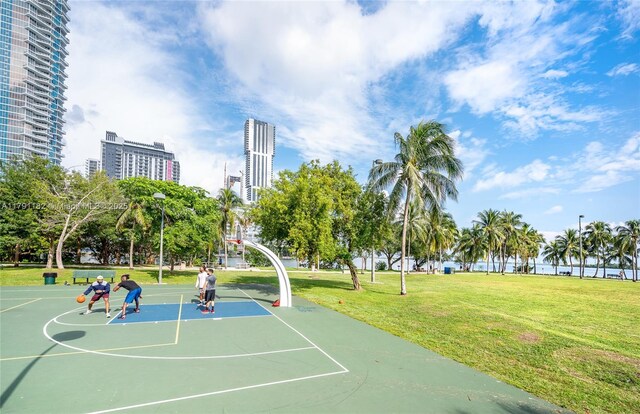 1900 N Bayshore Dr Unit 2816, Miami, FL 33132 - view of basketball court featuring community basketball court, a yard, and a view of city