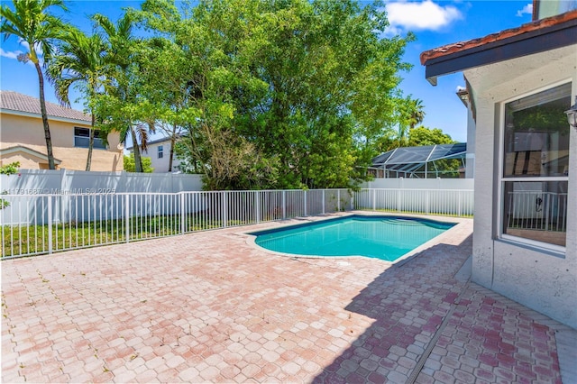 17937 SW 36th St, Miramar, FL 33029 - view of swimming pool featuring a fenced in pool, a fenced backyard, and a patio area