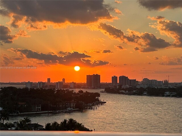 water view with a view of city