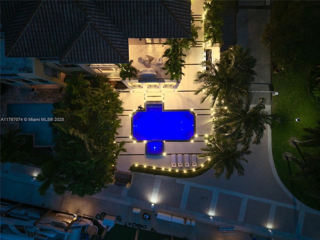 view of aerial view at twilight