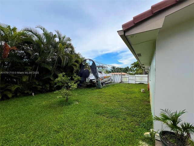 14051 SW 15th Ct, Davie, FL 33325 - view of yard
