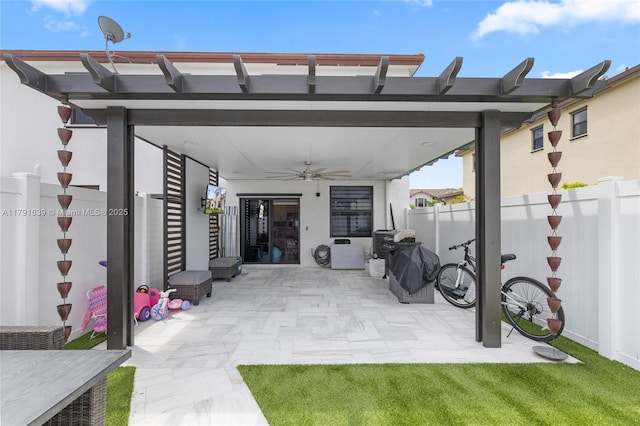 3289 W 106th Ter, Hialeah, FL 33018 - view of patio with a ceiling fan and a fenced backyard
