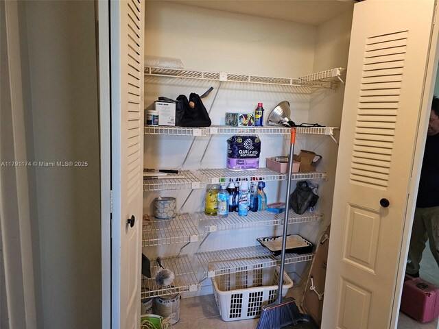 1103 NW 58th Ter Unit 321, Sunrise, FL 33313 - view of closet