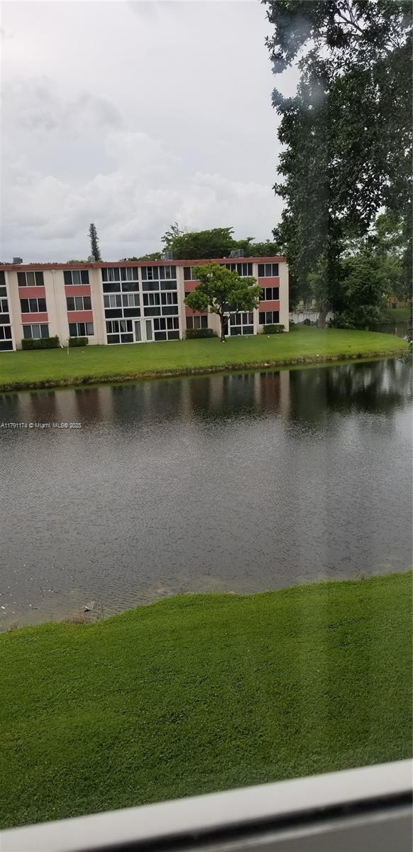 1103 NW 58th Ter Unit 321, Sunrise, FL 33313 - water view