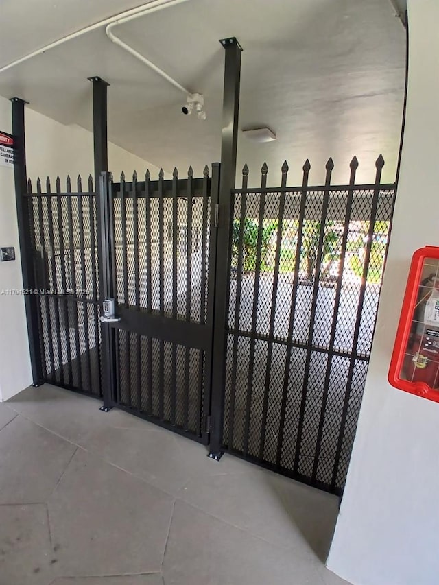4805 NW 35th St Unit 610, Lauderdale Lakes, FL 33319 - view of gate