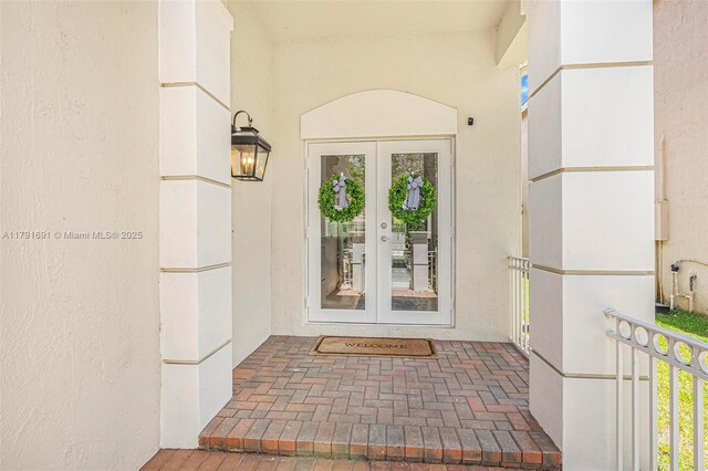 943 Golden Cane Dr, Weston, FL 33327 - entrance to property featuring french doors