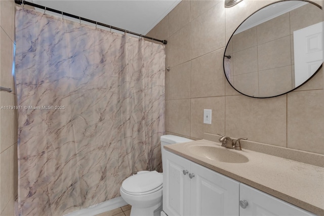 4649 SW 28th Ave, Dania Beach, FL 33312 - full bathroom with vanity, toilet, and tiled shower