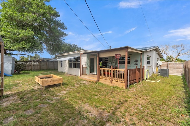 4649 SW 28th Ave, Dania Beach, FL 33312 - bedroom with baseboards, ceiling fan, wood finished floors, and visible vents