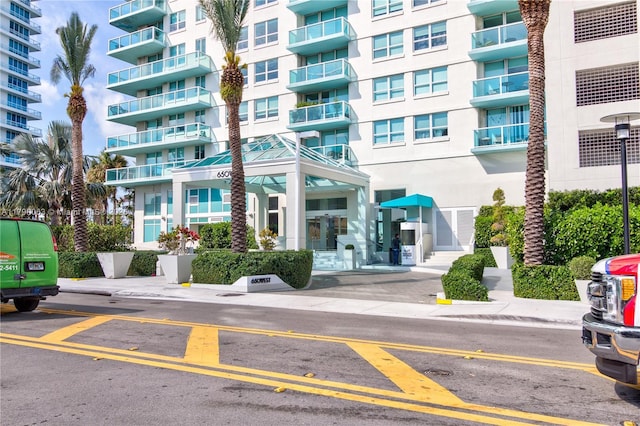 650 W Ave Unit 2102, Miami Beach, FL 33139 - view of apartment building / complex