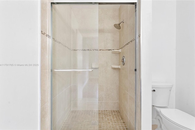 5000 S University Dr, Davie, FL 33328 - full bath with toilet and a shower stall