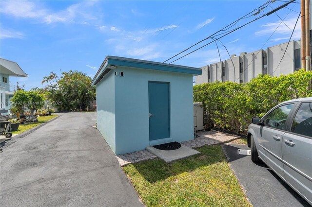 733 NW 30th Ct Unit 1, Wilton Manors, FL 33311 - view of shed