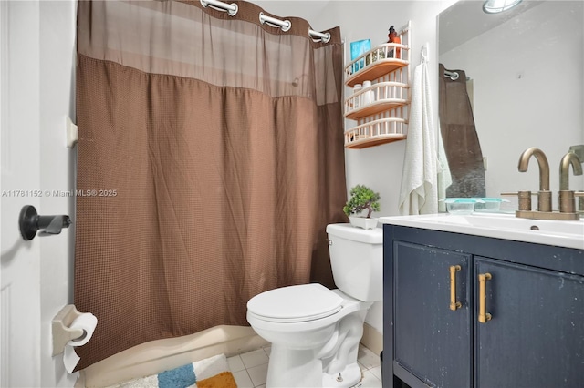 1131 SW 104th Ct, Miami, FL 33174 - full bath featuring toilet, vanity, shower / bath combo, and tile patterned floors