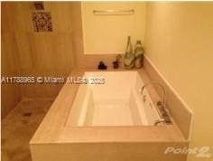 5875 Collins Ave Unit 1006, Miami Beach, FL 33140 - view of bathroom