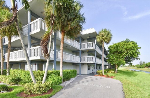 9880 Marina Blvd Unit 1516, Boca Raton, FL 33428 - view of property with a water view