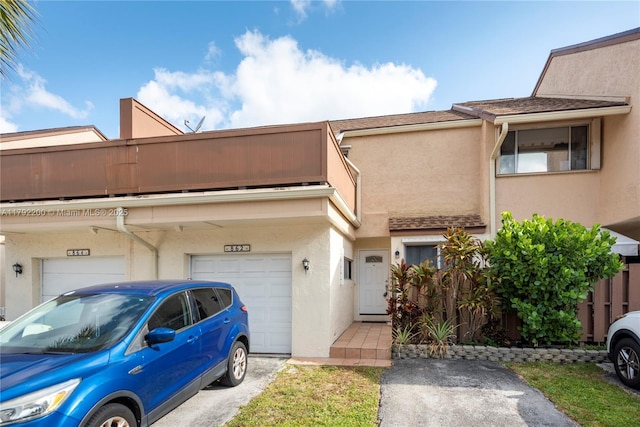 862 NW 81st Ter Unit 6, Plantation, FL 33324 - townhome / multi-family property featuring a garage and stucco siding