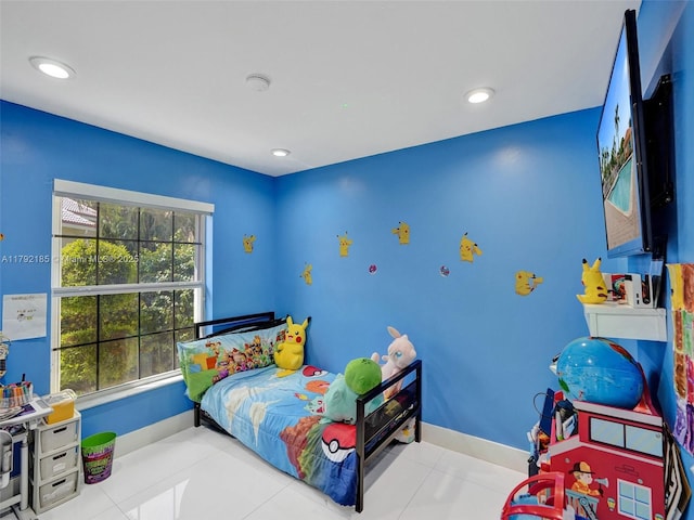 bedroom with baseboards and recessed lighting