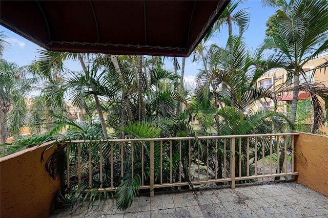 17911 NW 68th Ave Unit P208, Hialeah, FL 33015 - view of balcony