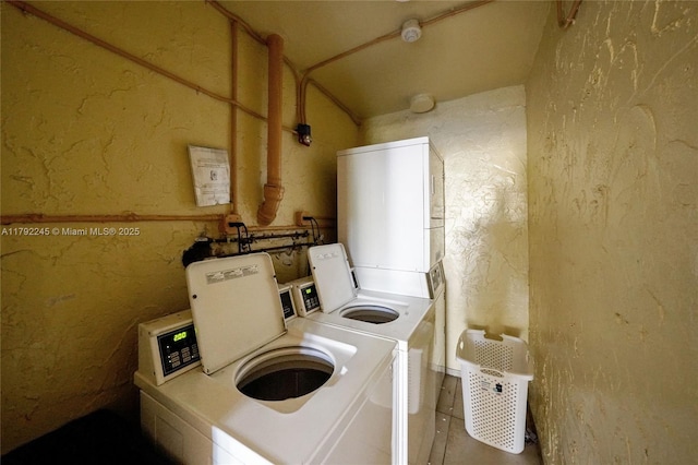 17911 NW 68th Ave Unit P208, Hialeah, FL 33015 - view of common laundry area