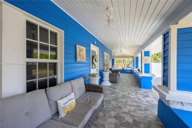 view of patio / terrace featuring covered porch