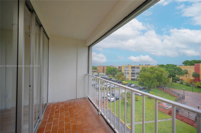 9210 Fontainebleau Blvd Unit 505, Miami, FL 33172 - view of balcony