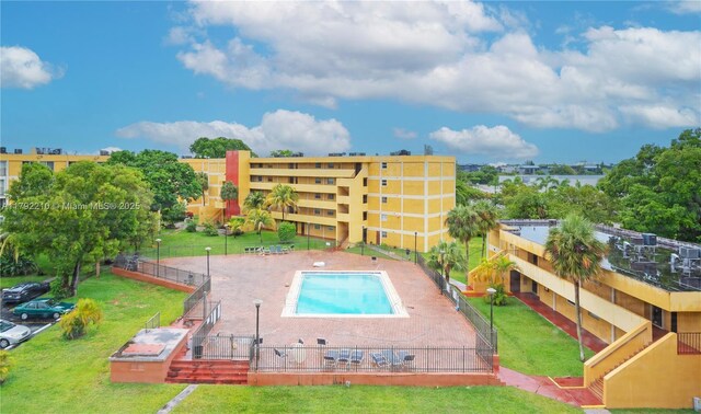 9210 Fontainebleau Blvd Unit 505, Miami, FL 33172 - community pool with a patio
