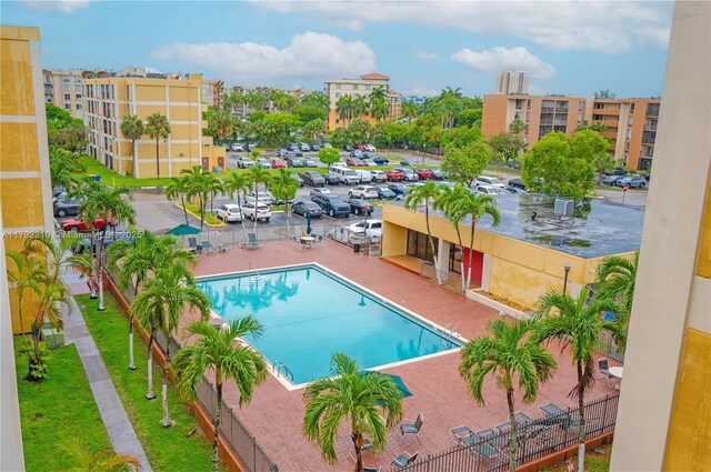 9210 Fontainebleau Blvd Unit 505, Miami, FL 33172 - view of community pool