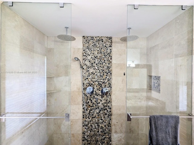 7431 SW 135th Ave, Miami, FL 33183 - bathroom featuring a tile shower