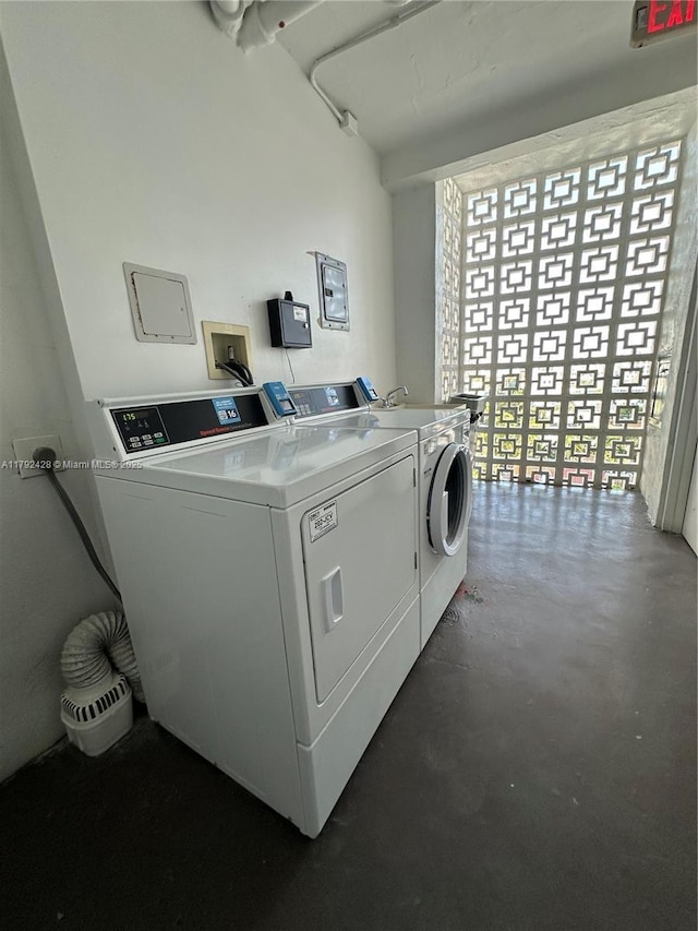 1750 James Ave Unit 10A, Miami Beach, FL 33139 - community laundry room with washing machine and dryer