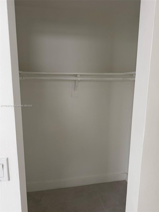2939 Indian Creek Dr Unit 307, Miami Beach, FL 33140 - view of closet