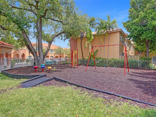 4971 Leeward Ln Unit 3004, Dania Beach, FL 33312 - view of community play area