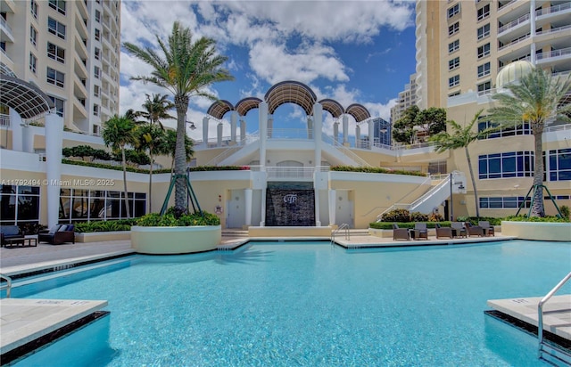 808 Brickell Key Dr Unit 3007, Miami, FL 33131 - view of community pool