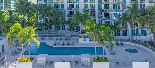 3029 NE 188th St Unit 905, Aventura, FL 33180 - bird's eye view of a pool