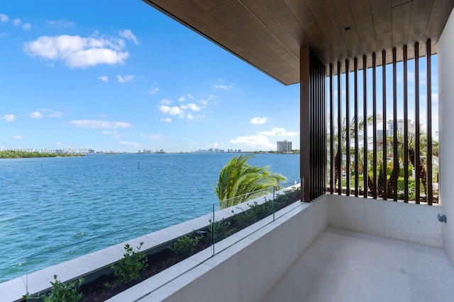 11404 N Bayshore Dr, North Miami, FL 33181 - balcony featuring a water view