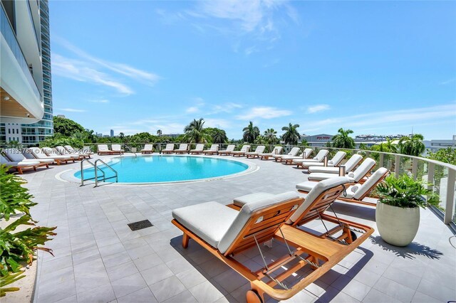 2655 S Bayshore Dr Unit 706, Miami, FL 33133 - pool featuring a patio area