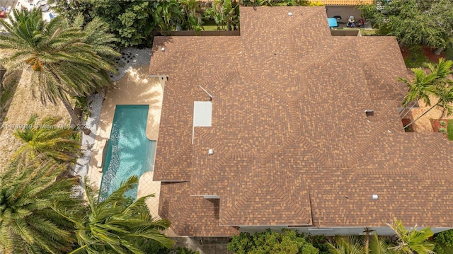 260 NE Wavecrest Ct, Boca Raton, FL 33432 - aerial view of property and surrounding area with a pool area