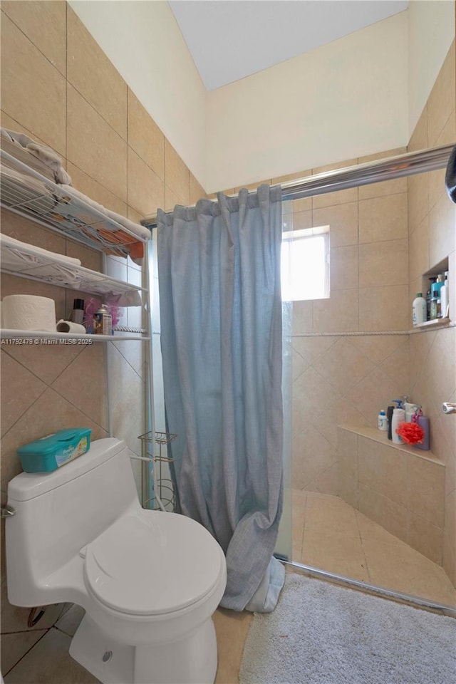 7761 SW 122nd Ave, Miami, FL 33183 - full bath with tiled shower, toilet, and tile walls