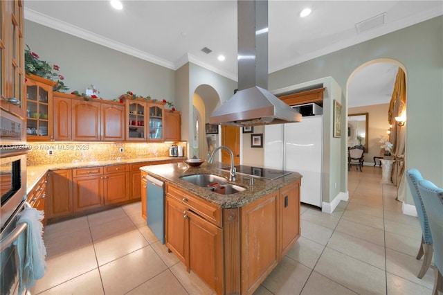 7761 SW 122nd Ave, Miami, FL 33183 - kitchen featuring arched walkways, dishwasher, a sink, island range hood, and an island with sink