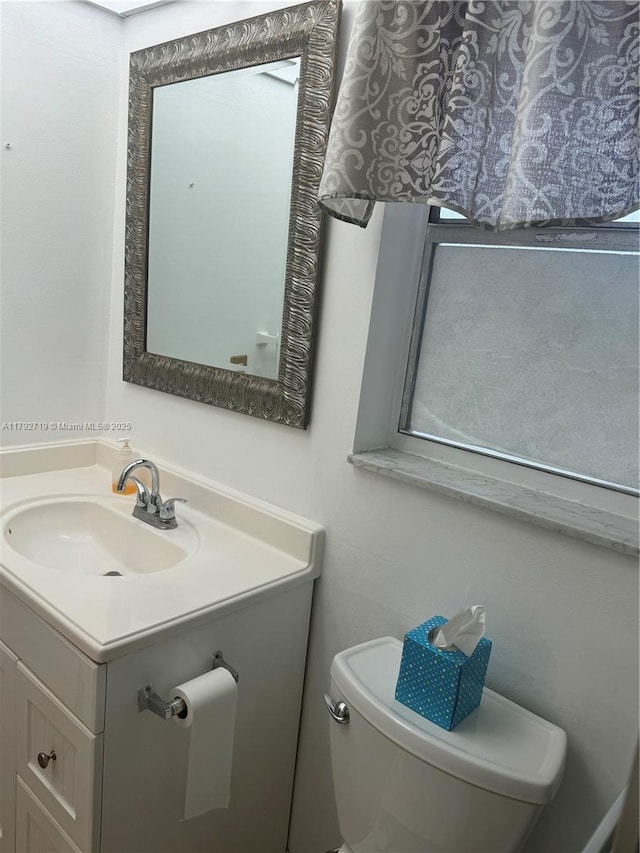 2900 N Pine Island Rd Unit 307, Sunrise, FL 33322 - half bath featuring vanity and toilet