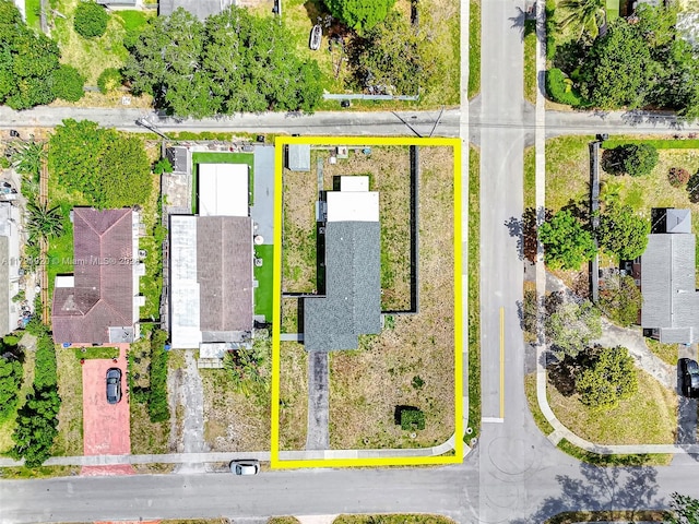 1595 NE 174th St, North Miami Beach, FL 33162 - view of property location with property parcel outlined