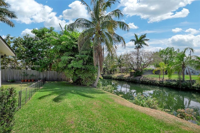 16840 SW 87th Ave, Palmetto Bay, FL 33157 - view of yard featuring a water view